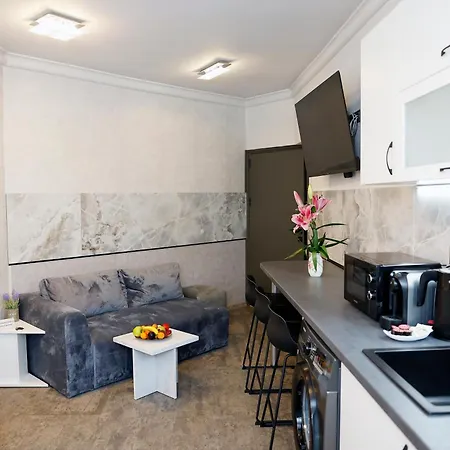 Deluxe 3 Center بورغاس