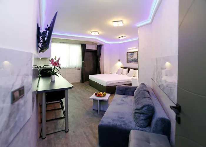 Apartment Deluxe 3 Center