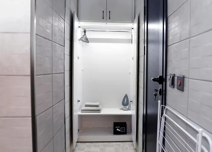 Deluxe 3 Center * Burgas